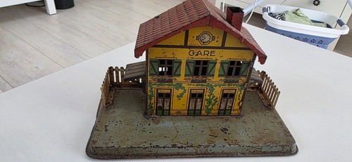 Alter blech bahnhof von - alter, blech-bahnhof